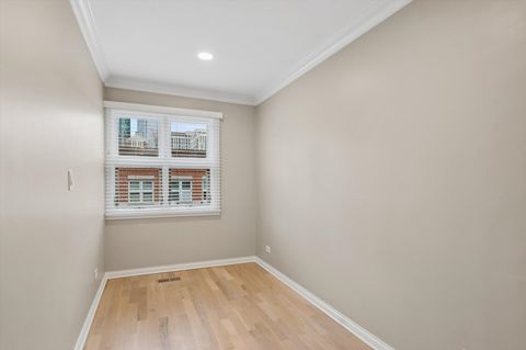 Tiny photo for 1522 S Prairie Avenue #Q, Chicago, IL 60605 (MLS # 12608476)