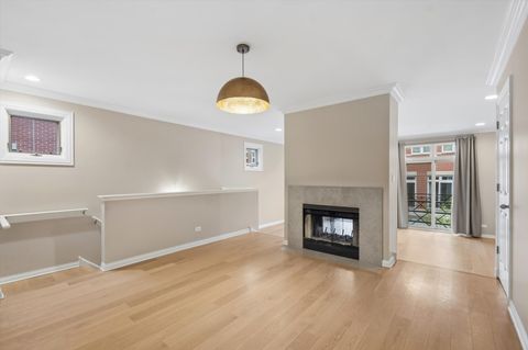 Tiny photo for 1522 S Prairie Avenue #Q, Chicago, IL 60605 (MLS # 12608476)