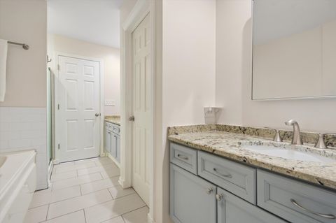 Tiny photo for 1522 S Prairie Avenue #Q, Chicago, IL 60605 (MLS # 12608476)