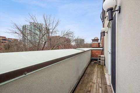 Tiny photo for 1522 S Prairie Avenue #Q, Chicago, IL 60605 (MLS # 12608476)