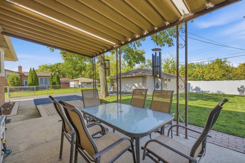 Tiny photo for 116 Dennis Drive, Bensenville, IL 60106 (MLS # 12783109)