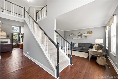 Tiny photo for 380 Thornwood Way, South Elgin, IL 60177 (MLS # 12748081)