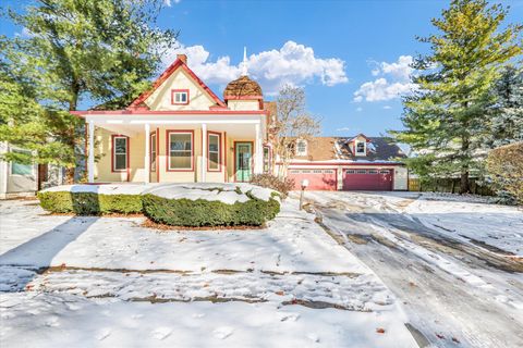 Photo of 202 E Daggy Street, Tuscola, IL 61953 (MLS # 12528103)