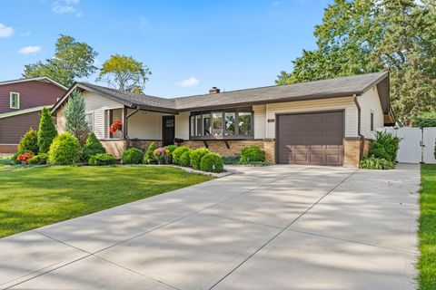 Photo of 926 Wilshire Avenue, Elk Grove Village, IL 60007 (MLS # 12506108) Photo of 926 Wilshire Avenue, Elk Grove Village, IL 60007 (MLS # 12506108)