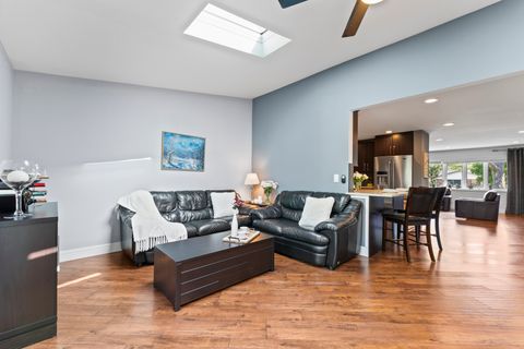 Tiny photo for 926 Wilshire Avenue, Elk Grove Village, IL 60007 (MLS # 12506108)