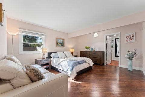 Tiny photo for 926 Wilshire Avenue, Elk Grove Village, IL 60007 (MLS # 12506108)