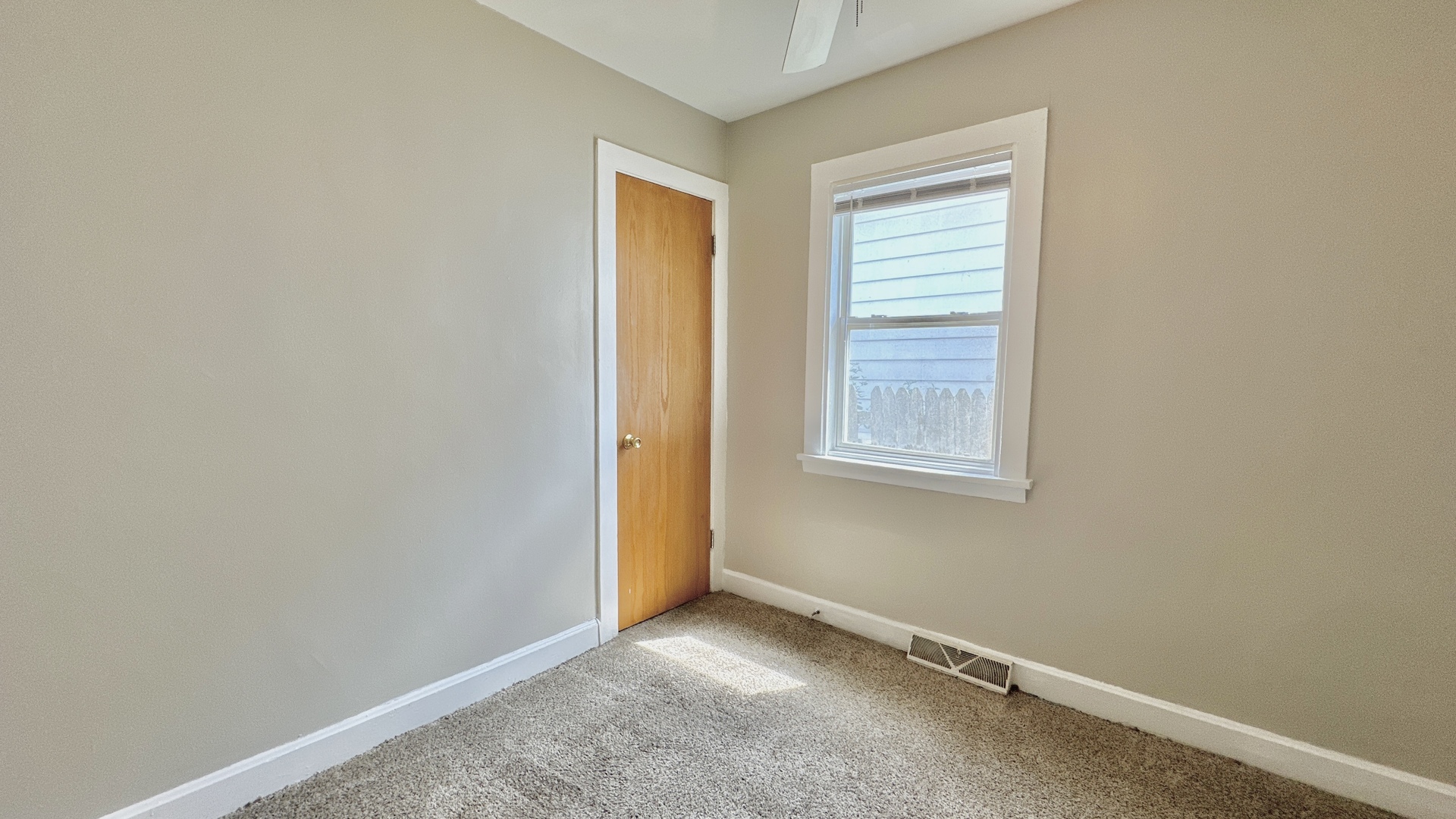 15031 Hamlin Avenue