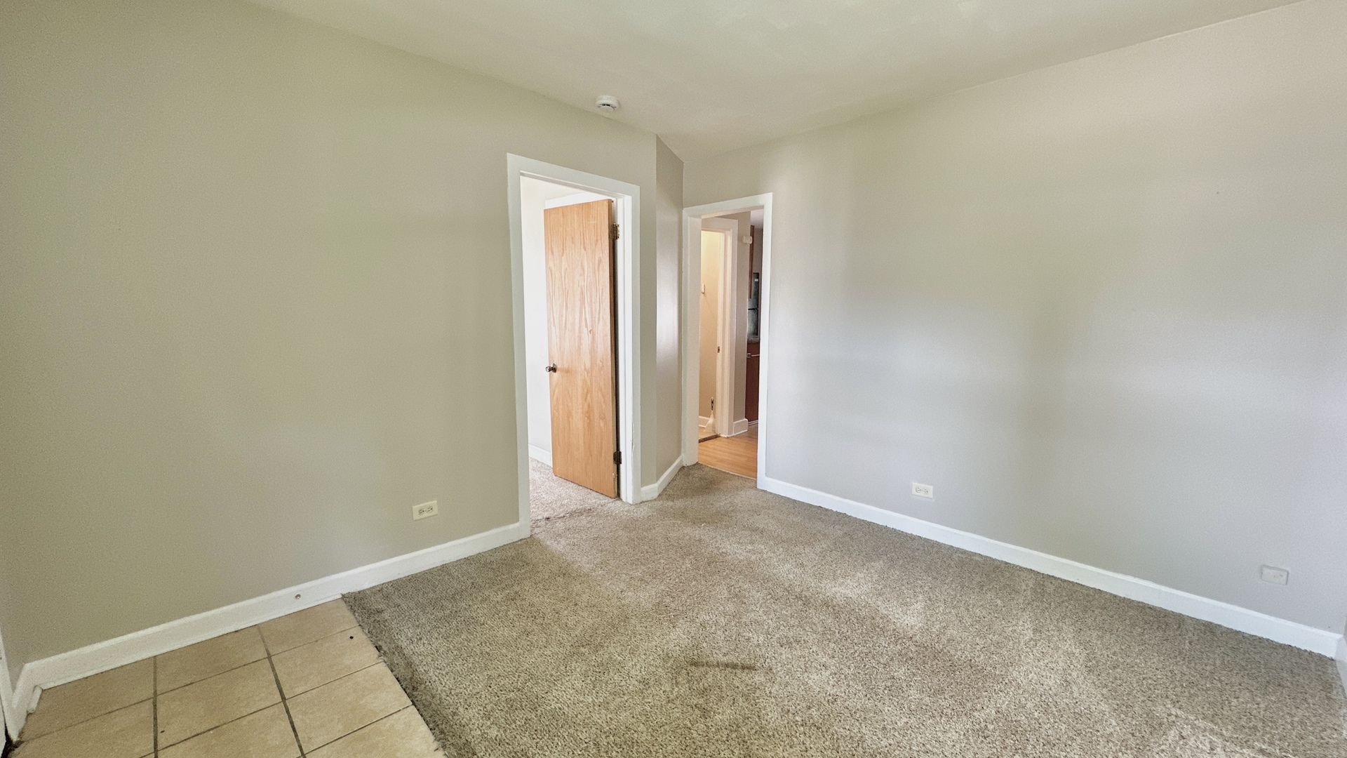 15031 Hamlin Avenue