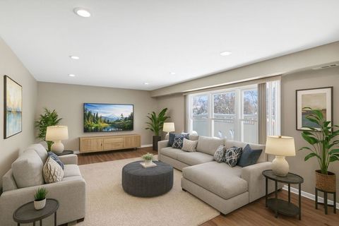 Tiny photo for 307 Orchard Lane, Bloomingdale, IL 60108 (MLS # 12581494)