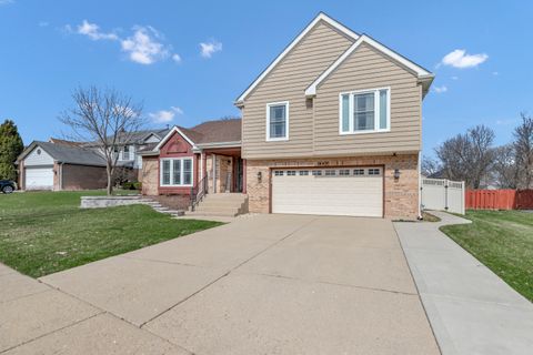 Tiny photo for 307 Orchard Lane, Bloomingdale, IL 60108 (MLS # 12581494)