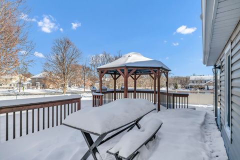 Tiny photo for 307 Orchard Lane, Bloomingdale, IL 60108 (MLS # 12581494)