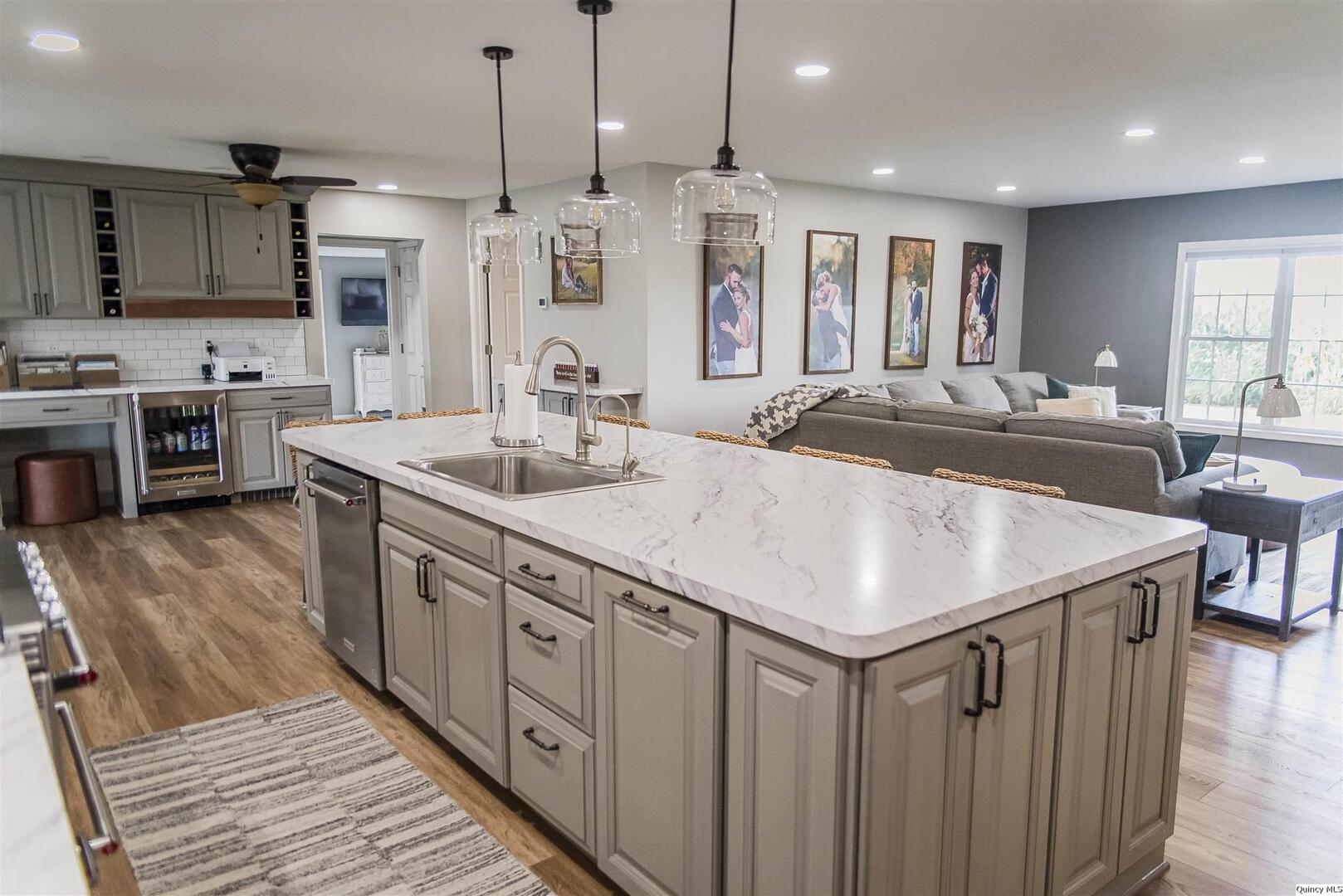 1737 N 2250th Place