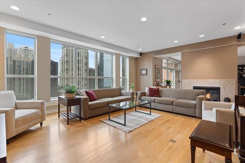 Tiny photo for 415 E North Water Street #1901, Chicago, IL 60611 (MLS # 12633802)