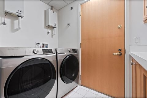Tiny photo for 415 E North Water Street #1901, Chicago, IL 60611 (MLS # 12633802)