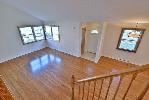 Tiny photo for 396 E Park Avenue, Elmhurst, IL 60126 (MLS # 12475300)