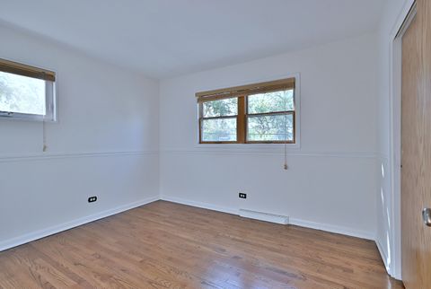 Tiny photo for 396 E Park Avenue, Elmhurst, IL 60126 (MLS # 12475300)