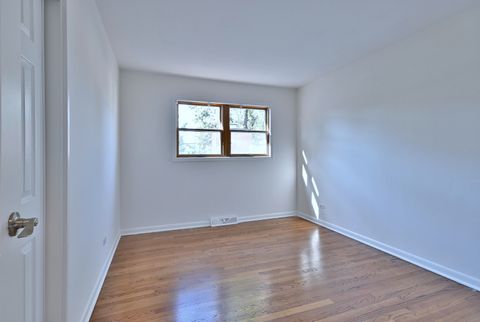 Tiny photo for 396 E Park Avenue, Elmhurst, IL 60126 (MLS # 12475300)