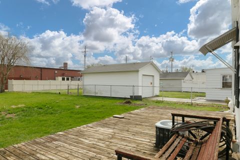 Tiny photo for 2202 46th Street, Moline, IL 61265 (MLS # 12607135)