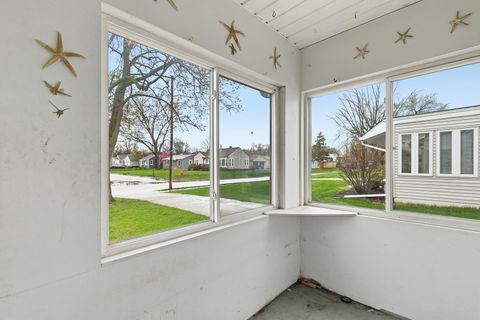 Tiny photo for 2202 46th Street, Moline, IL 61265 (MLS # 12607135)