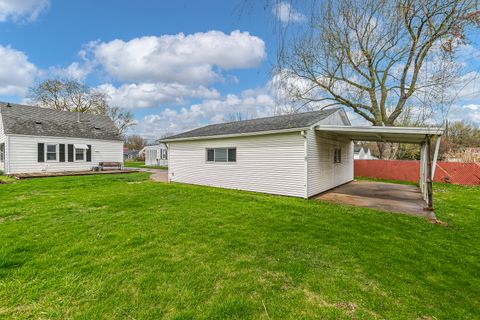 Tiny photo for 2202 46th Street, Moline, IL 61265 (MLS # 12607135)