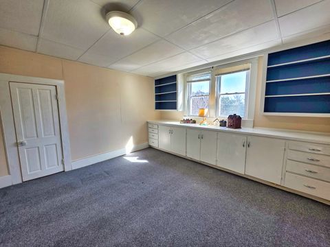 Tiny photo for 542 Vincennes Avenue, Flora, IL 62839 (MLS # 12600111)