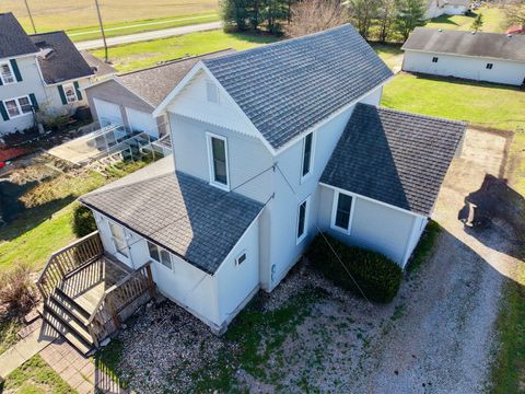 Tiny photo for 542 Vincennes Avenue, Flora, IL 62839 (MLS # 12600111)