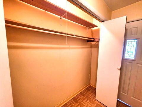 Tiny photo for 542 Vincennes Avenue, Flora, IL 62839 (MLS # 12600111)