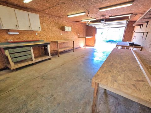 Tiny photo for 542 Vincennes Avenue, Flora, IL 62839 (MLS # 12600111)