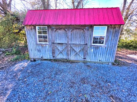 Tiny photo for 542 Vincennes Avenue, Flora, IL 62839 (MLS # 12600111)