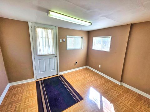 Tiny photo for 542 Vincennes Avenue, Flora, IL 62839 (MLS # 12600111)