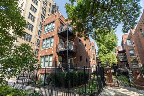 1144 W Pratt Boulevard GS Chicago IL 60626