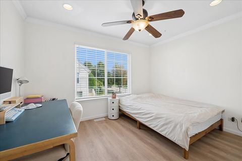 Tiny photo for 1424 New Haven Drive #1424, Cary, IL 60013 (MLS # 12480211)