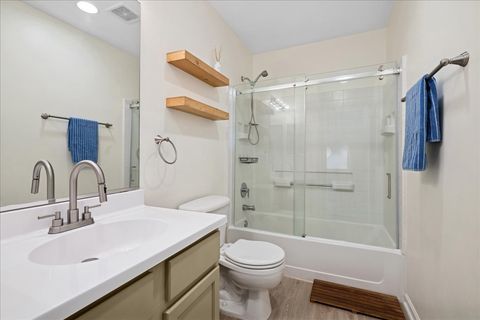 Tiny photo for 1424 New Haven Drive #1424, Cary, IL 60013 (MLS # 12480211)