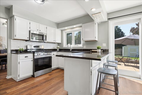 Tiny photo for 2803 Springdale Circle, Naperville, IL 60564 (MLS # 12744822)