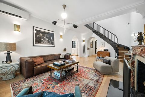 Tiny photo for 50 W Schiller Street #2G, Chicago, IL 60610 (MLS # 12464248)