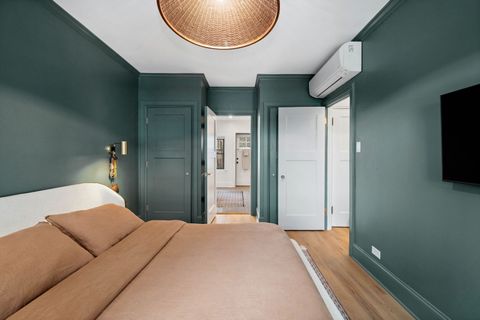 Tiny photo for 50 W Schiller Street #2G, Chicago, IL 60610 (MLS # 12464248)