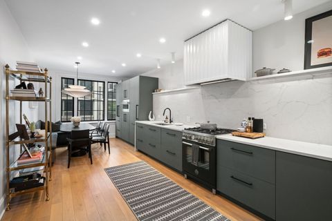 Tiny photo for 50 W Schiller Street #2G, Chicago, IL 60610 (MLS # 12464248)