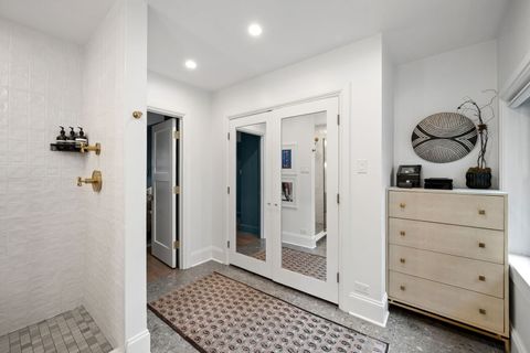 Tiny photo for 50 W Schiller Street #2G, Chicago, IL 60610 (MLS # 12464248)