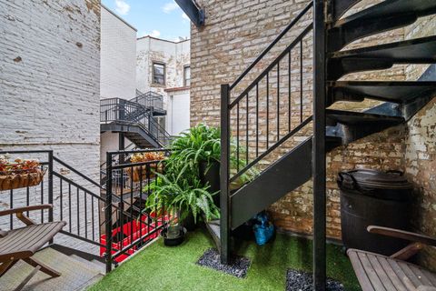 Tiny photo for 50 W Schiller Street #2G, Chicago, IL 60610 (MLS # 12464248)