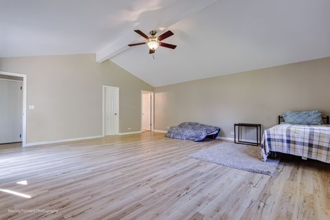 Tiny photo for 98 Glendale Road, Buffalo Grove, IL 60089 (MLS # 12491003)