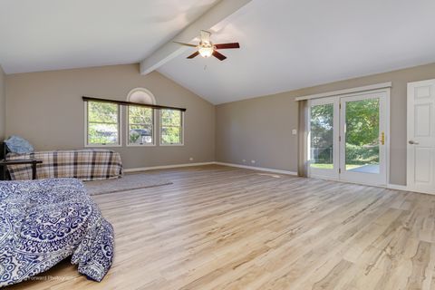 Tiny photo for 98 Glendale Road, Buffalo Grove, IL 60089 (MLS # 12491003)