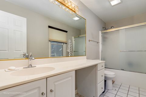 Tiny photo for 98 Glendale Road, Buffalo Grove, IL 60089 (MLS # 12491003)