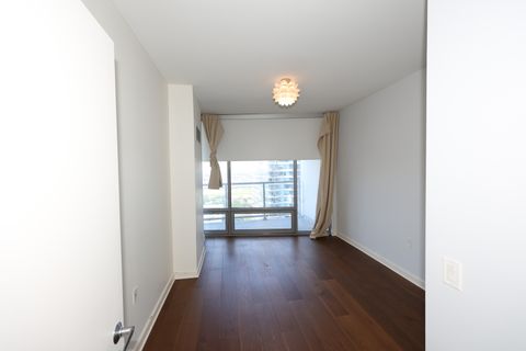 Tiny photo for 100 E 14th Street #2409, Chicago, IL 60605 (MLS # 12443555)