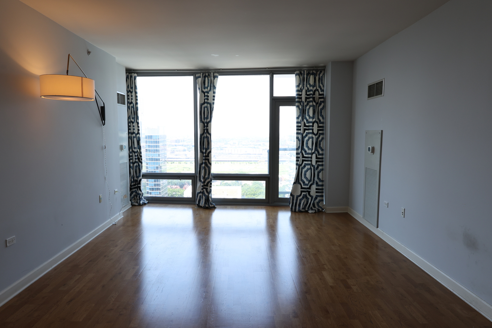 100 E 14th Street 2409