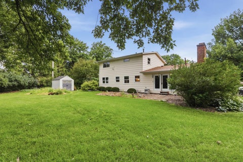 Tiny photo for 2903 Woodland Court, Davenport, IA 52803 (MLS # 12699335)