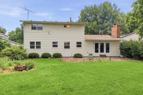 Tiny photo for 2903 Woodland Court, Davenport, IA 52803 (MLS # 12699335)