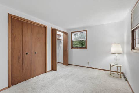 Tiny photo for 2903 Woodland Court, Davenport, IA 52803 (MLS # 12699335)