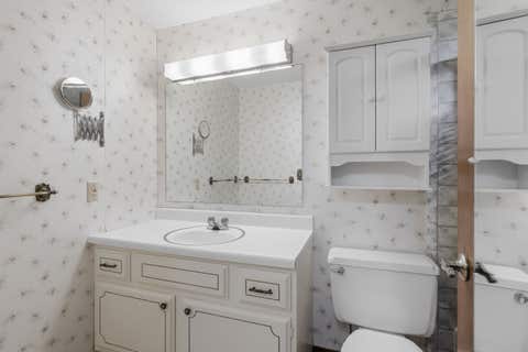 Tiny photo for 2903 Woodland Court, Davenport, IA 52803 (MLS # 12699335)