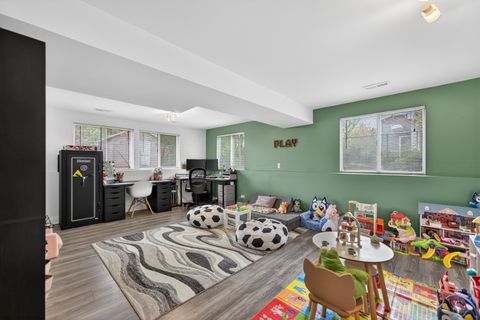 Tiny photo for 870 Pine Avenue W, Roselle, IL 60172 (MLS # 12635185)