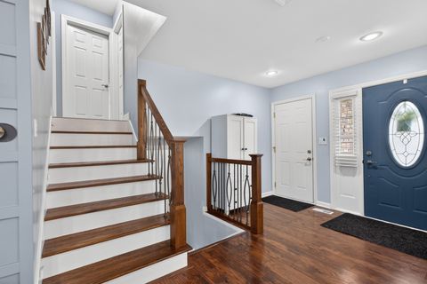 Tiny photo for 870 Pine Avenue W, Roselle, IL 60172 (MLS # 12635185)